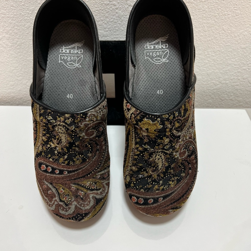 DANSKO VEGAN Brown and Black Patterned Clogs - Picture 2 of 4
